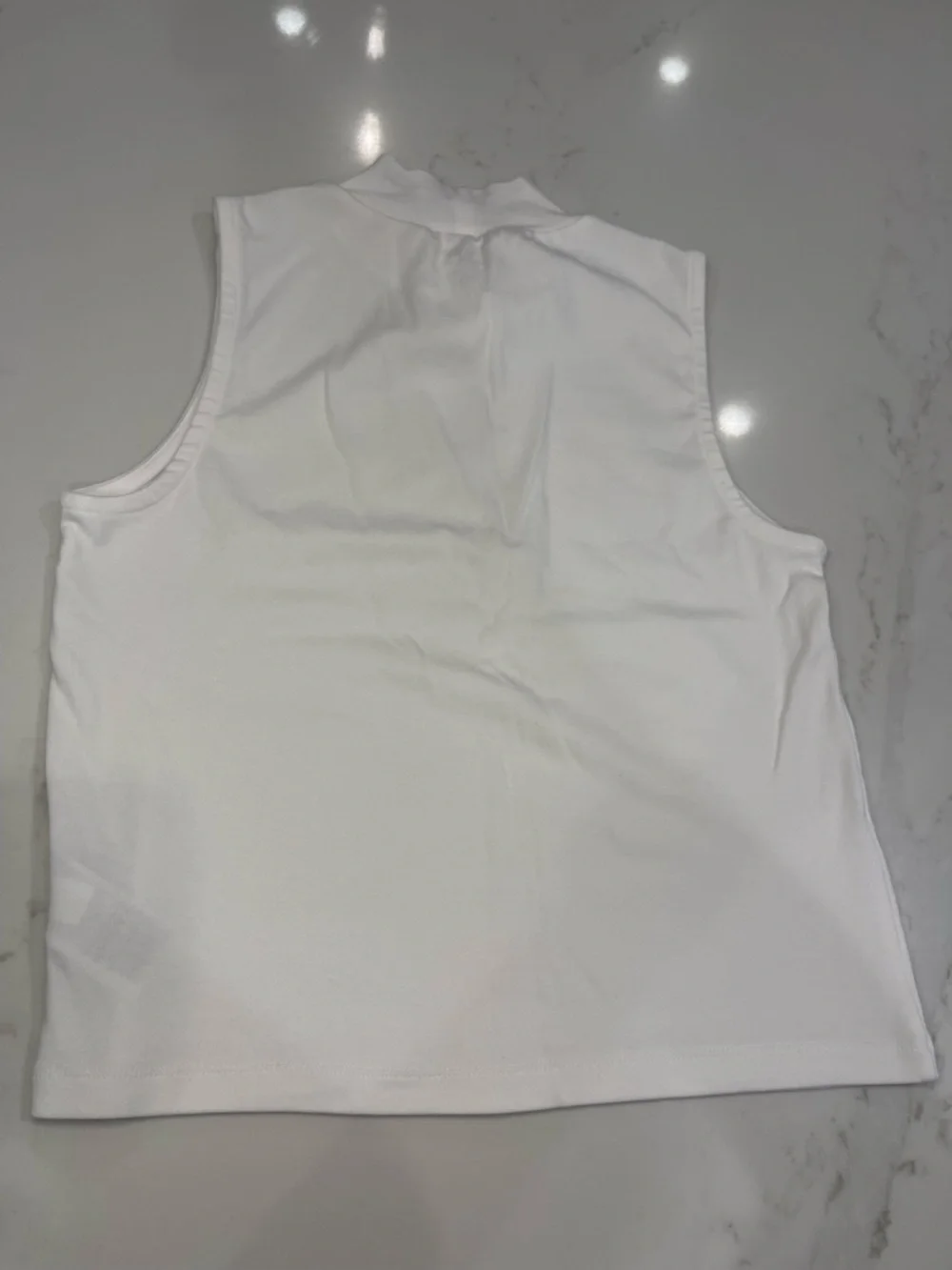NWOT GAP Sleeveless Mock Neck Tank Top - White - Picture 7 of 12